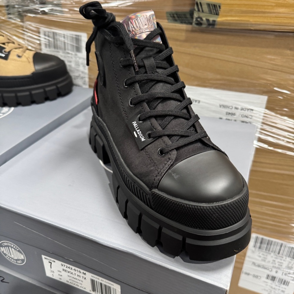 Palladium Revolt Hi Tx Sneaker Boots 97242-010 S14 Black Shoes Womens Stompers - Picture 14 of 16